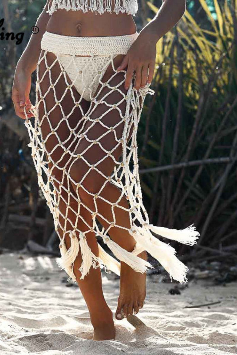 Gonna da spiaggia estiva | Copricostume traforato all'uncinetto con decorazioni di perline