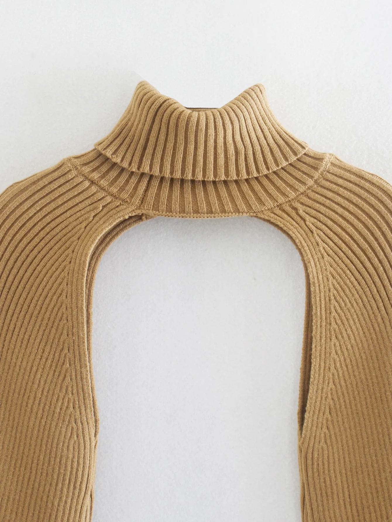 KURZER PULLOVER